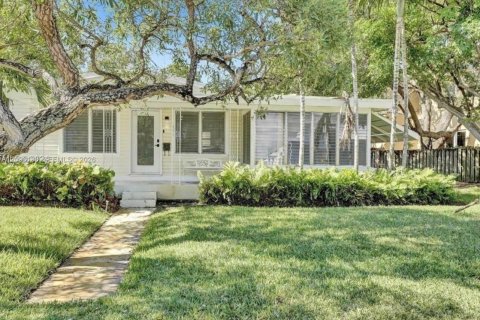 Villa ou maison à Fort Lauderdale, Floride 3 chambres, 103.21 m2 № 2386835