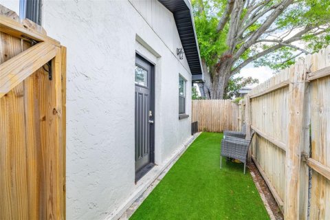 Villa ou maison à vendre à Tampa, Floride: 4 chambres, 185.9 m2 № 1630821 - photo 24