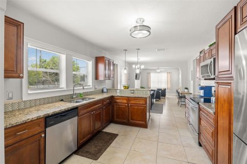 Villa ou maison à vendre à Tampa, Floride: 4 chambres, 185.9 m2 № 1630821 - photo 12