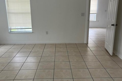 Villa ou maison à vendre à Okeechobee, Floride: 3 chambres, 138.8 m2 № 2178049 - photo 11