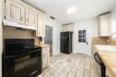Villa ou maison à vendre à Lakeland, Floride: 3 chambres, 137.59 m2 № 2413412 - photo 15