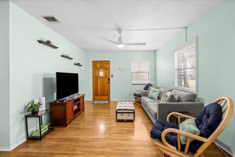 Villa ou maison à vendre à St. Lucie, Floride: 3 chambres, 119.84 m2 № 2188483 - photo 8