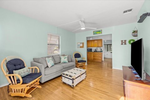 Villa ou maison à vendre à St. Lucie, Floride: 3 chambres, 119.84 m2 № 2188483 - photo 6