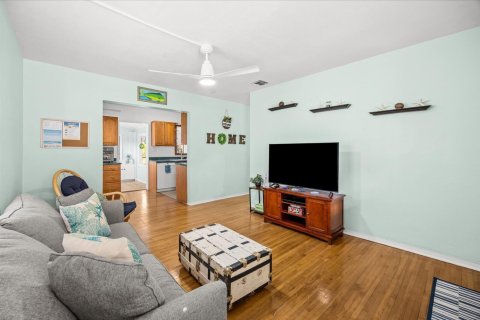 Villa ou maison à vendre à St. Lucie, Floride: 3 chambres, 119.84 m2 № 2188483 - photo 7