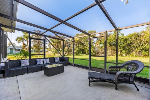 Villa ou maison à vendre à St. Lucie, Floride: 3 chambres, 119.84 m2 № 2188483 - photo 30