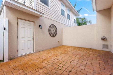 Adosado en alquiler en Saint Petersburg, Florida, 4 dormitorios, 213.68 m2 № 1724878 - foto 22