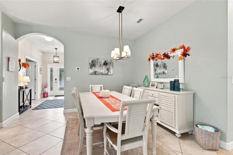 House in Davenport, Florida 3 bedrooms, 176.79 sq.m. № 2354336 - photo 5