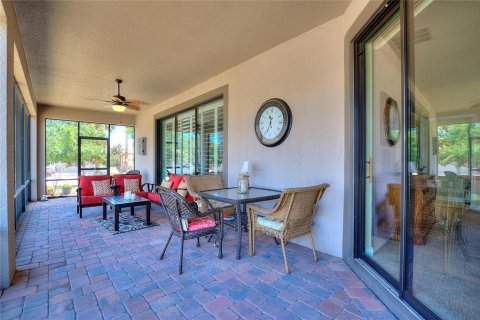 House in Davenport, Florida 3 bedrooms, 176.79 sq.m. № 2354336 - photo 30