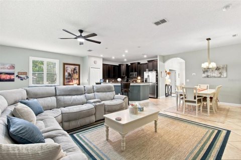 House in Davenport, Florida 3 bedrooms, 176.79 sq.m. № 2354336 - photo 16