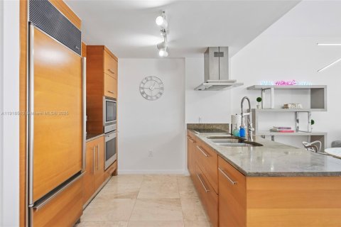 Copropriété à vendre à Miami, Floride: 1 chambre, 73.39 m2 № 1973981 - photo 3