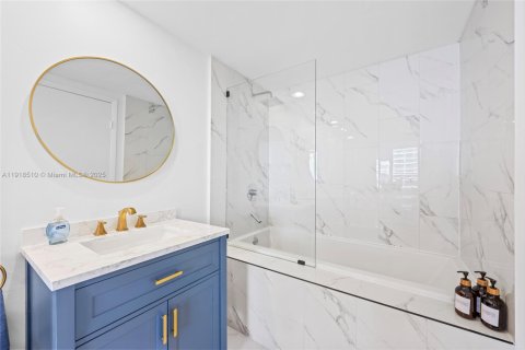 Copropriété à vendre à Miami, Floride: 1 chambre, 73.39 m2 № 1973981 - photo 20