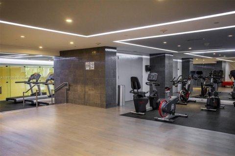 Condo in Miami, Florida, 1 bedroom  № 1922269 - photo 18