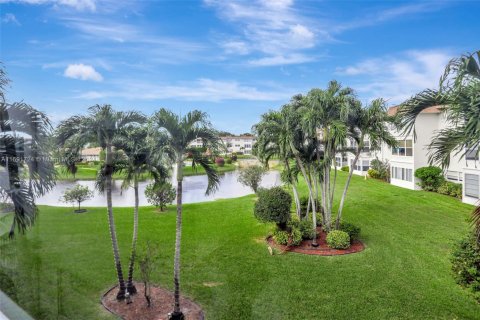 Condo in Lauderdale Lakes, Florida, 2 bedrooms  № 1864721 - photo 21
