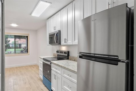 Купить коммерческую недвижимость в Винтер-Парк, Флорида 4 спальни, 185.8м2, № 1900104 - фото 9