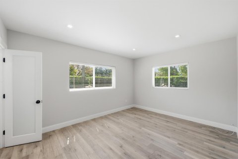 House in Miami, Florida 4 bedrooms, 195.09 sq.m. № 2088137 - photo 27