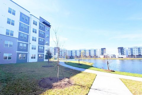 Снять в аренду квартиру в Орландо, Флорида 3 комнаты, 69.68м2, № 2106238 - фото 3