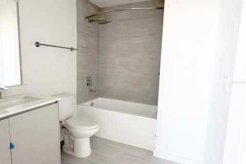 Снять в аренду квартиру в Орландо, Флорида 3 комнаты, 69.68м2, № 2106238 - фото 22