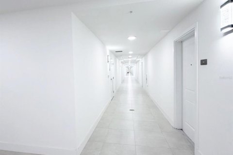 Снять в аренду квартиру в Орландо, Флорида 3 комнаты, 69.68м2, № 2106238 - фото 29