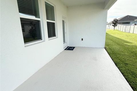 Casa en venta en Kissimmee, Florida, 4 dormitorios, 199.83 m2 № 1909530 - foto 19
