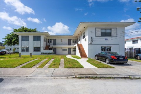 Apartment in Miami, Florida 41.81 sq.m. № 1927199 - photo 1