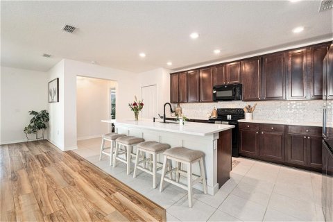 House in Wimauma, Florida 4 bedrooms, 200.76 sq.m. № 1525343 - photo 10