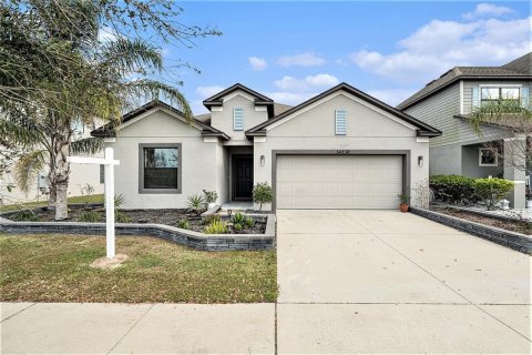 House in Wimauma, Florida 4 bedrooms, 200.76 sq.m. № 1525343 - photo 4