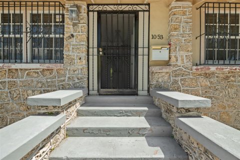 Villa ou maison à vendre à Miami, Floride: 2 chambres, 101.45 m2 № 2085702 - photo 4