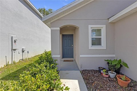 House in Dade City, Florida 3 bedrooms, 140.84 sq.m. № 1725503 - photo 4