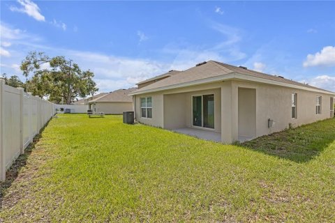 House in Dade City, Florida 3 bedrooms, 140.84 sq.m. № 1725503 - photo 5