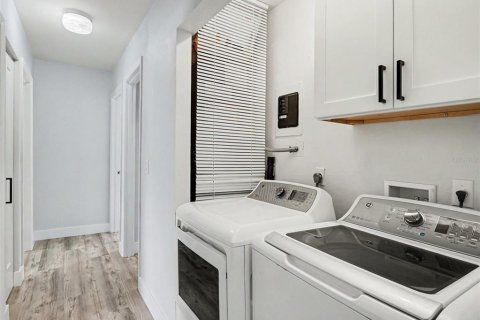 Villa ou maison à vendre à North Port, Floride: 3 chambres, 158.86 m2 № 2283970 - photo 27