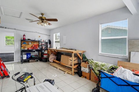 Villa ou maison à vendre à North Port, Floride: 3 chambres, 158.86 m2 № 2283970 - photo 25
