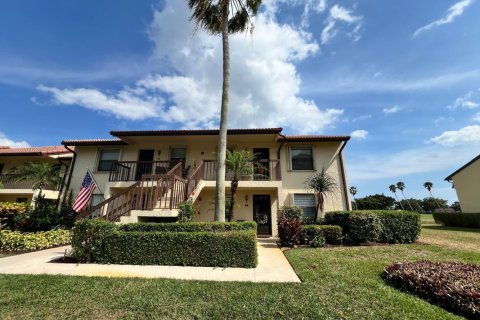 Condo in Lake Worth, Florida, 2 bedrooms № 2261239
