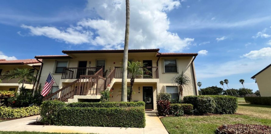Condo in Lake Worth, Florida, 2 bedrooms № 2261239