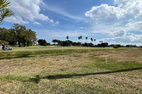 Condo in Lake Worth, Florida, 2 bedrooms № 2261239 - photo 21