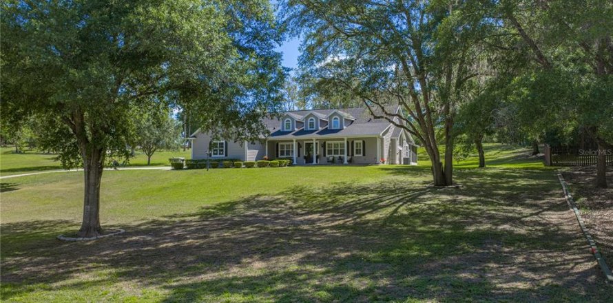 Villa ou maison à Brooksville, Floride 3 chambres, 250.37 m2 № 2149275