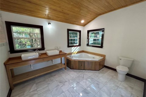 Купить виллу или дом в Гейнсвилл, Флорида 3 комнаты, 270.35м2, № 2124007 - фото 18