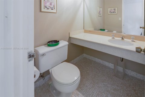 Copropriété à louer à Hallandale Beach, Floride: 3 chambres, 161.65 m2 № 2168791 - photo 26