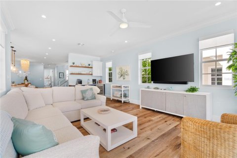 House in Marathon, Florida 5 bedrooms, 308.44 sq.m. № 2115785 - photo 23