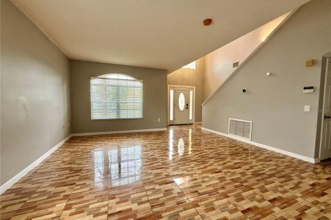 Villa ou maison à louer à Kissimmee, Floride: 4 chambres, 264.49 m2 № 2408927 - photo 4