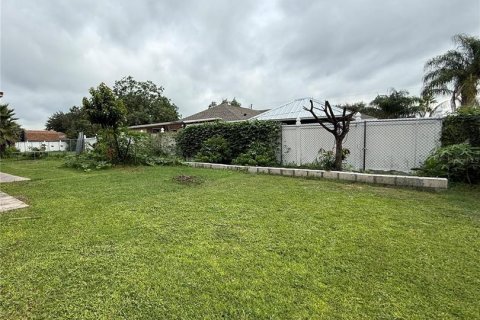 Villa ou maison à louer à Kissimmee, Floride: 4 chambres, 264.49 m2 № 2408927 - photo 28
