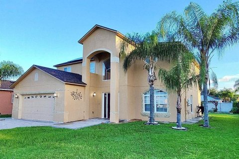 Villa ou maison à Kissimmee, Floride 4 chambres, 264.49 m2 № 2408927
