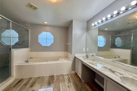 Villa ou maison à louer à Kissimmee, Floride: 4 chambres, 264.49 m2 № 2408927 - photo 15