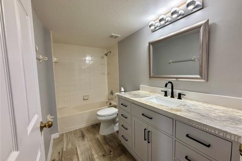Villa ou maison à louer à Kissimmee, Floride: 4 chambres, 264.49 m2 № 2408927 - photo 26