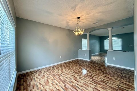 Villa ou maison à louer à Kissimmee, Floride: 4 chambres, 264.49 m2 № 2408927 - photo 5