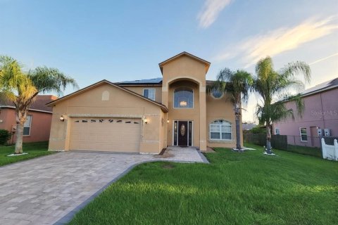 Villa ou maison à louer à Kissimmee, Floride: 4 chambres, 264.49 m2 № 2408927 - photo 2