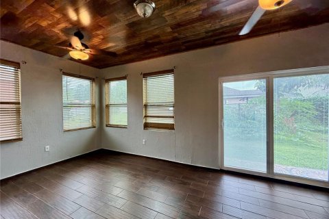 Villa ou maison à louer à Kissimmee, Floride: 4 chambres, 264.49 m2 № 2408927 - photo 23
