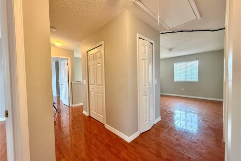 Villa ou maison à louer à Kissimmee, Floride: 4 chambres, 264.49 m2 № 2408927 - photo 13