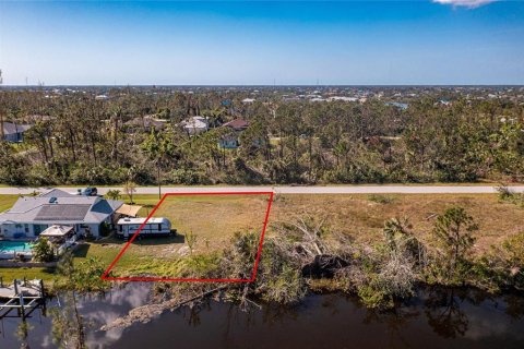 Terreno en venta en Port Charlotte, Florida № 1540404 - foto 9