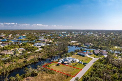 Terreno en venta en Port Charlotte, Florida № 1540404 - foto 11