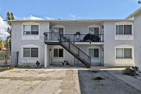Copropriété à louer à Sarasota, Floride: 1 chambre, 53.42 m2 № 2396031 - photo 2